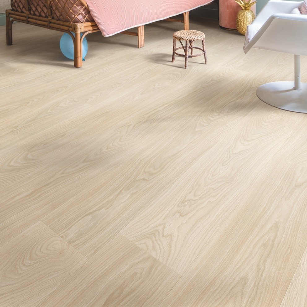 Ламинат Quick Step Classic 4V 32кл Дуб бежевый премиум CLH4093 Ламинат Quick Step Classic 4V 32кл Дуб бежевый премиум CLH4093