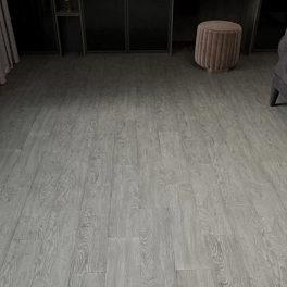 LVT плитка Art East Art Tile hit 42кл 752 Бархат Ампир